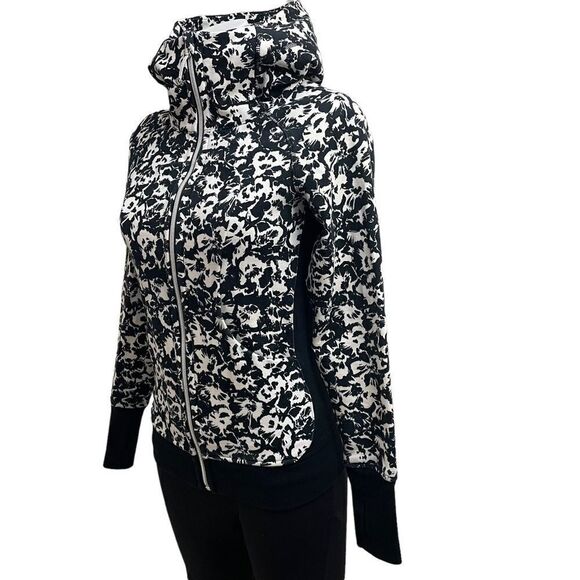LULULEMON FLEUR SOMBRE‎ BLACK / WHITE SCUBA HOODIE Full zip JACKET SIZE 2 - Picture 3 of 10